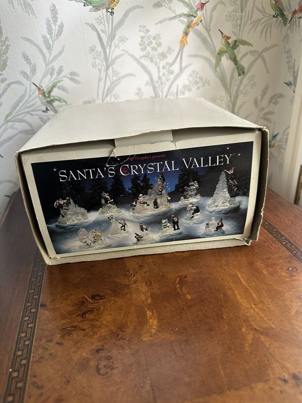 Vintage 1996 Figi Graphics Santa's Crystal Village Light Up Christmas Figurine